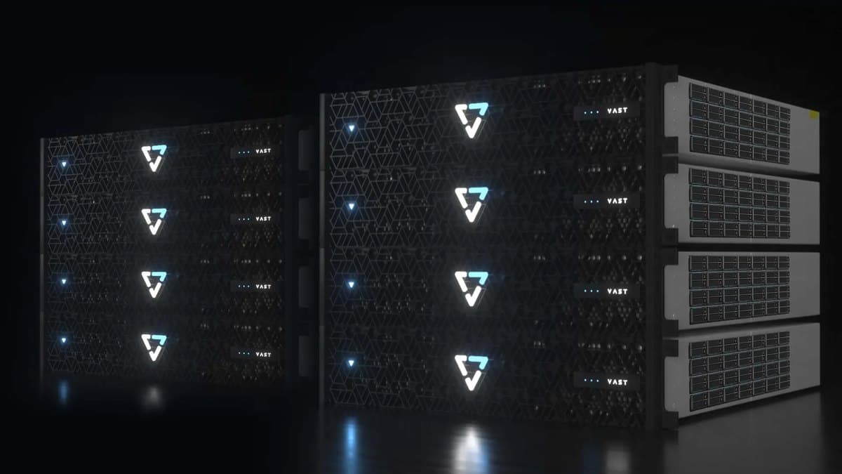 VAST Universal Storage GPUDirect Cluster (Petascale, NVMe-oF): VAST Data / WEKA hardware